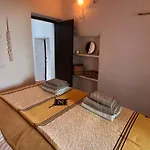 Hébergement de vacances Maran Sfeervol Familiehuis In Moorse Stijl Met Zwembad En Diverse Terassen *